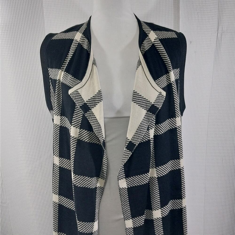 NWT! BELLDINI! BLACK & CREAM PLAID DUSTER LENGTH CARDIGAN SWEATER VEST! SZ M - Picture 3 of 12